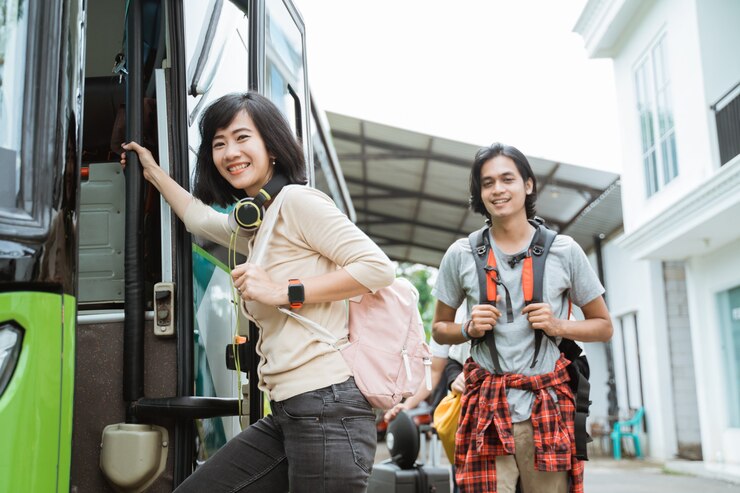 Cara Efektif Menyewa Bus untuk Liburan Kelompok di Semarang