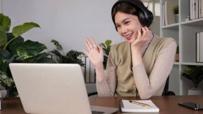 Cara Melatih Conversation English untuk Berkomunikasi Tanpa Terlalu Kaku